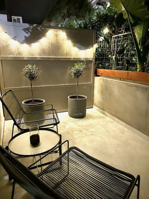 Athenian Coastal Urban Living Apartment