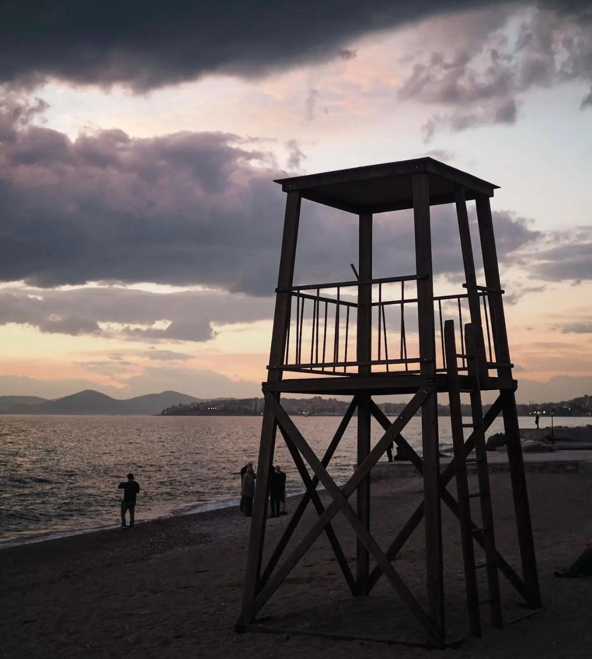 Athenian Coastal Urban Living * 雅典